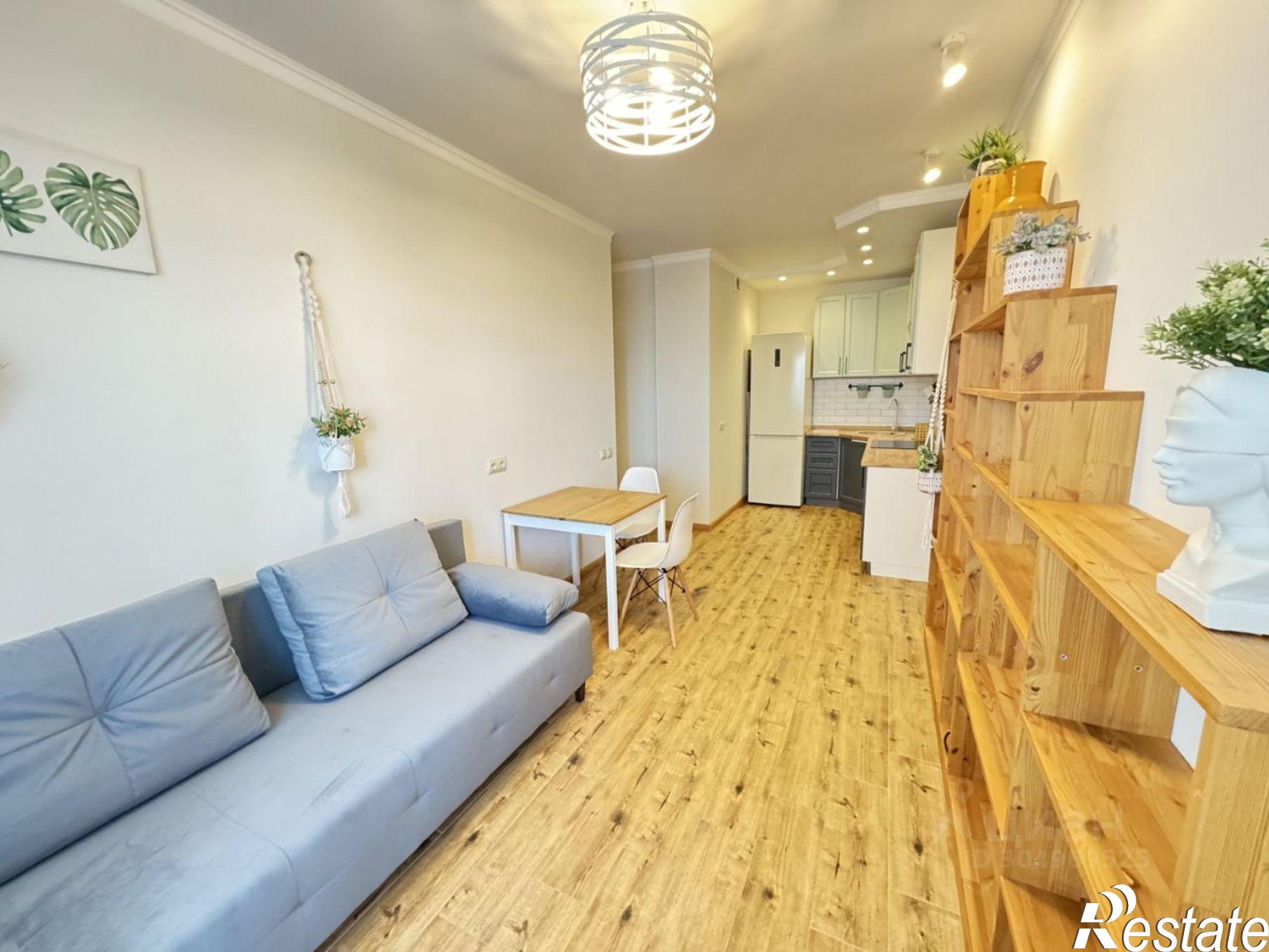 Сдать квартиру за 45 000 рублей на Крепостной переулок, 99