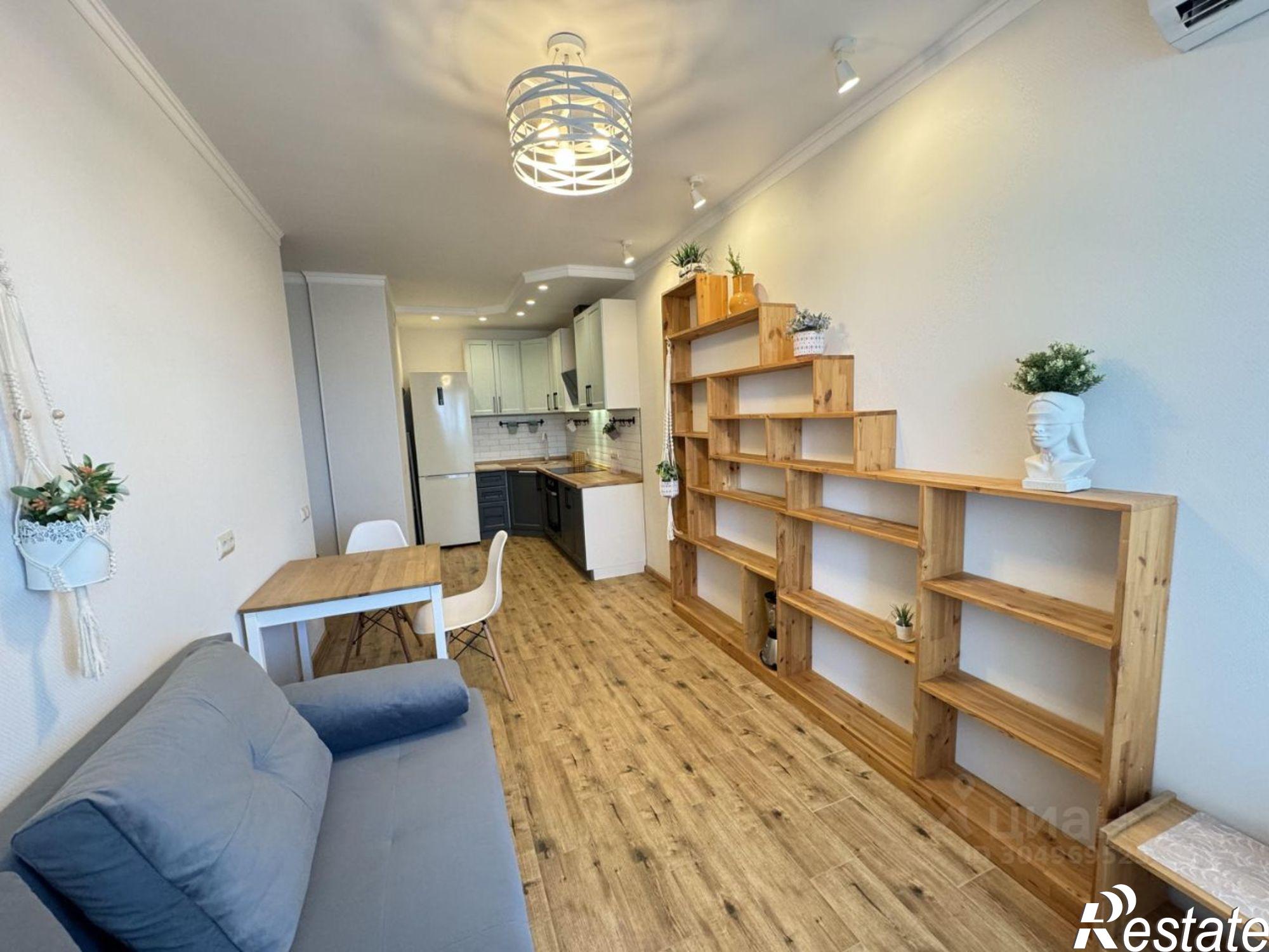 Сдать квартиру за 45 000 рублей на Крепостной переулок, 99