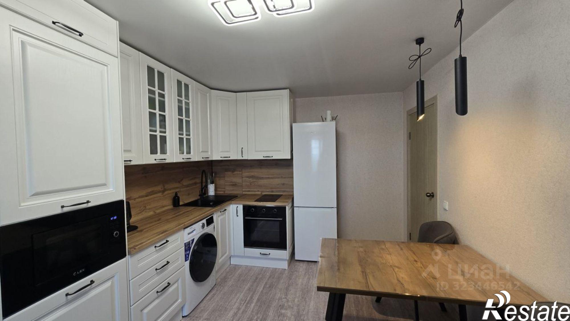 Купить квартиру за 4 200 000 рублей на улица Дмитрия Петрова, 8