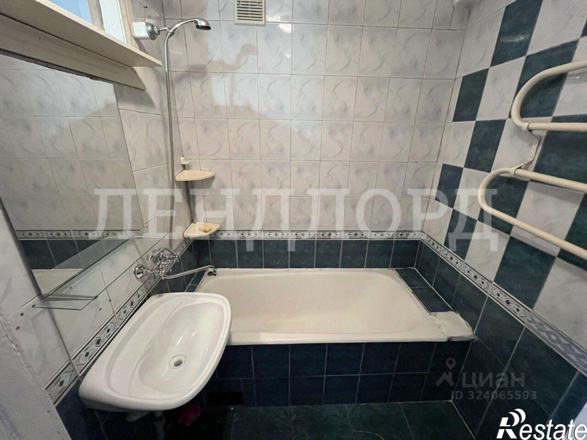 Сдать квартиру за 25 000 рублей на пр-кт 40-летия Победы, 73/15