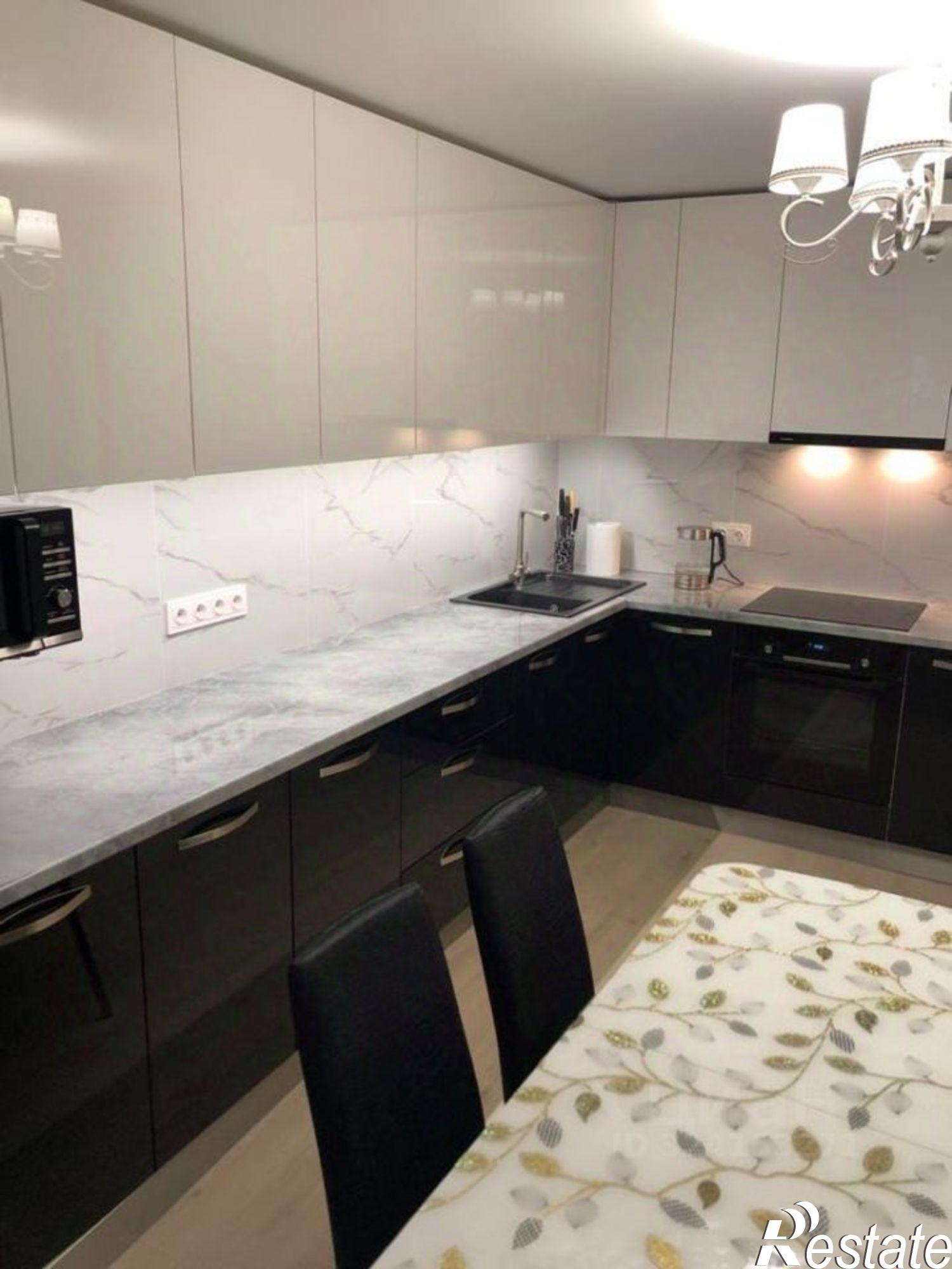 Купить квартиру за 7 900 000 рублей на улица Петренко, 2