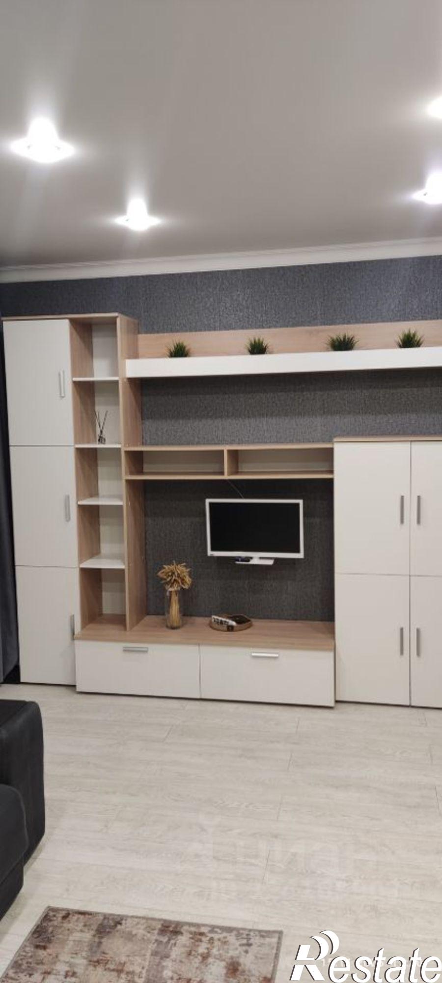 Сдать квартиру за 33 000 рублей на улица Шеболдаева, 15