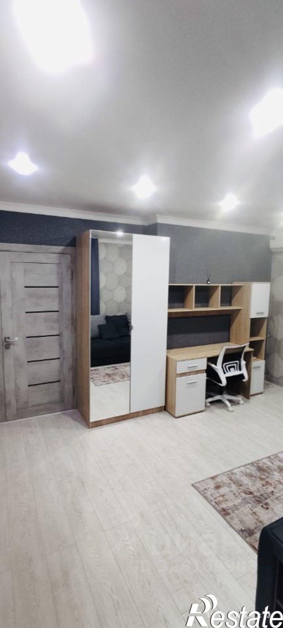 Сдать квартиру за 33 000 рублей на улица Шеболдаева, 15