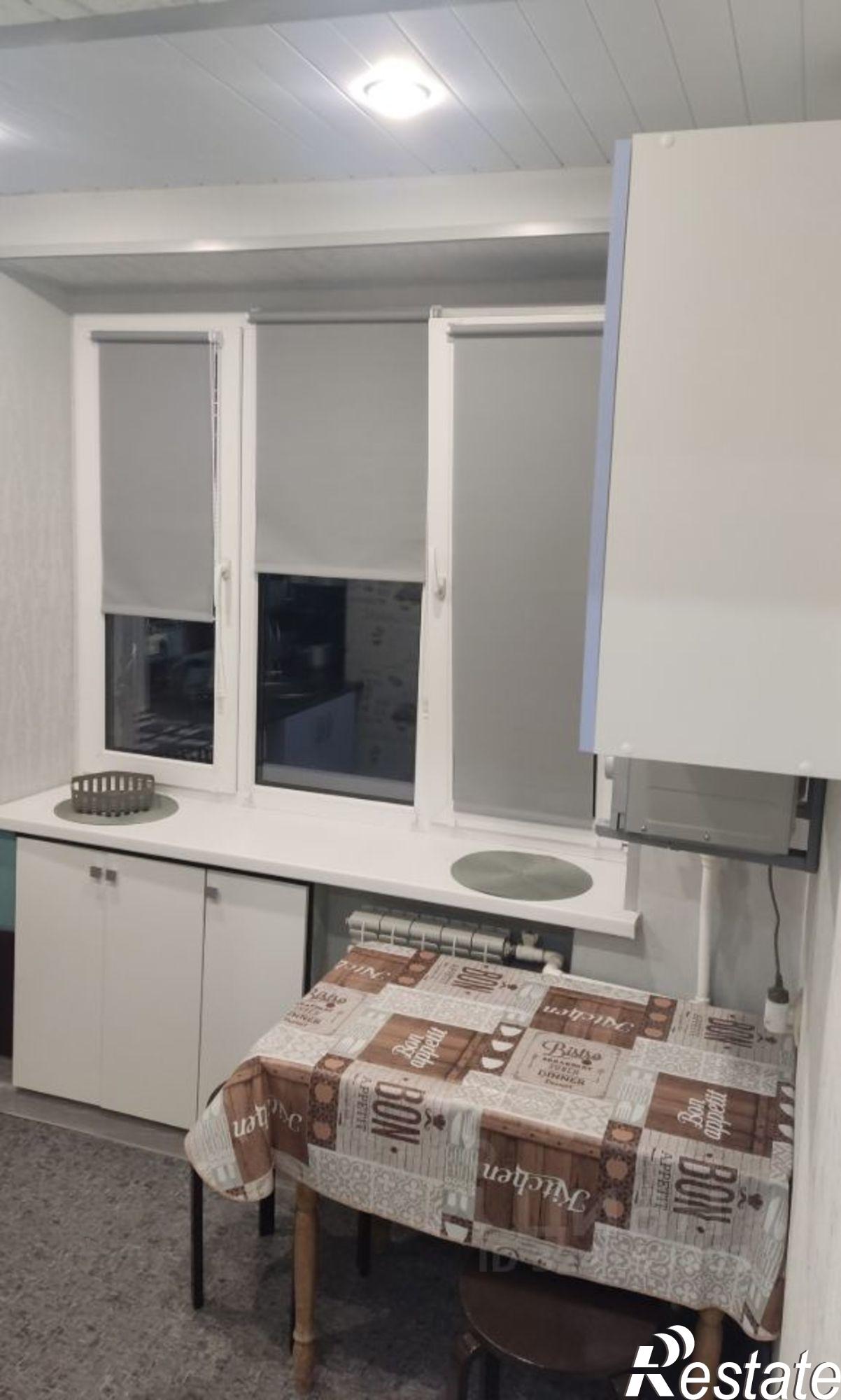 Сдать квартиру за 33 000 рублей на улица Шеболдаева, 15