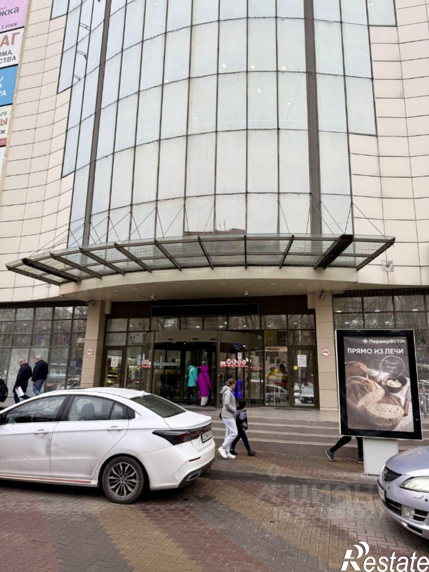 Сдать торговое помещение за 420 017 рублей на ул Зорге, 33