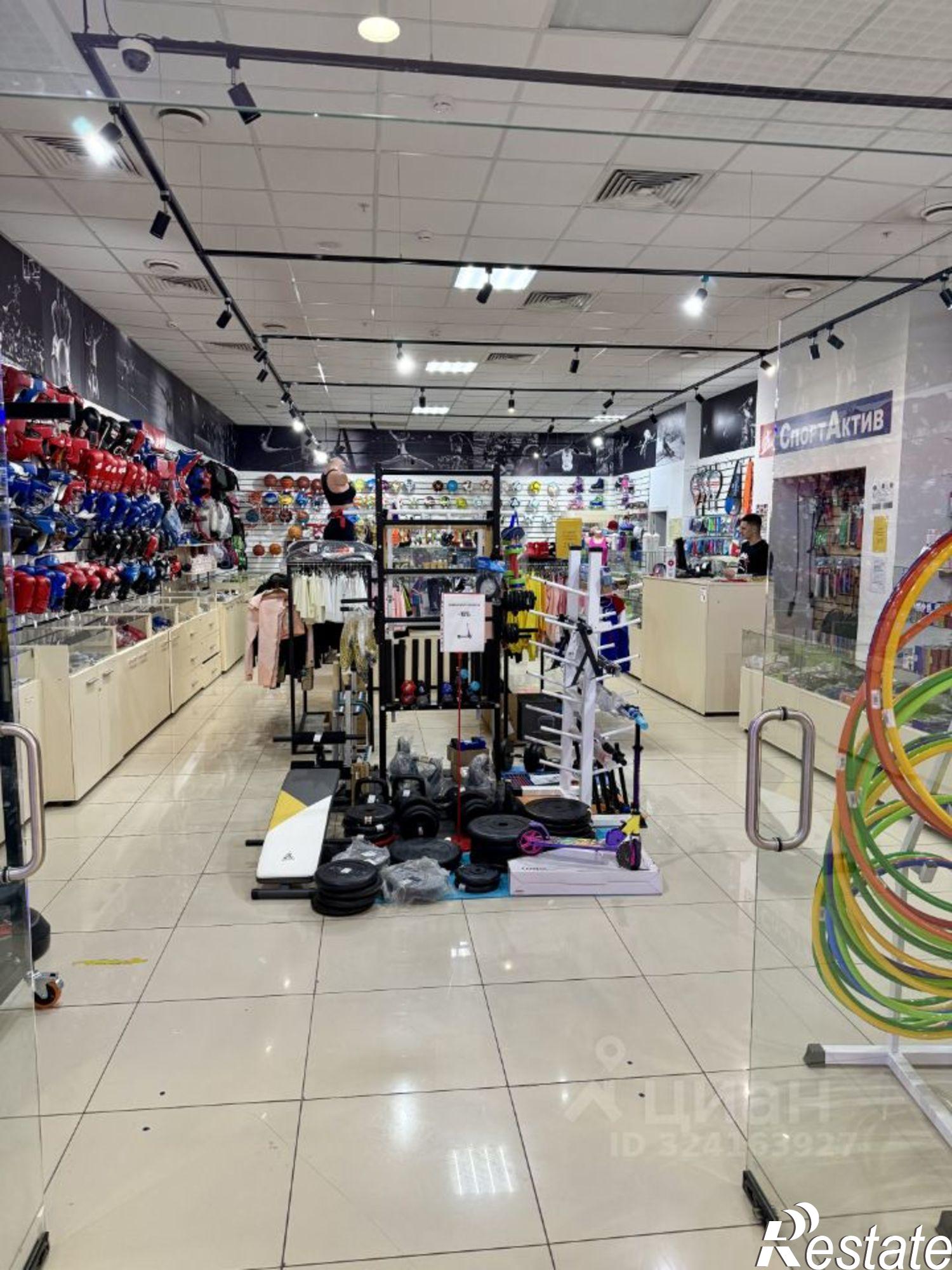 Сдать торговое помещение за 420 017 рублей на ул Зорге, 33