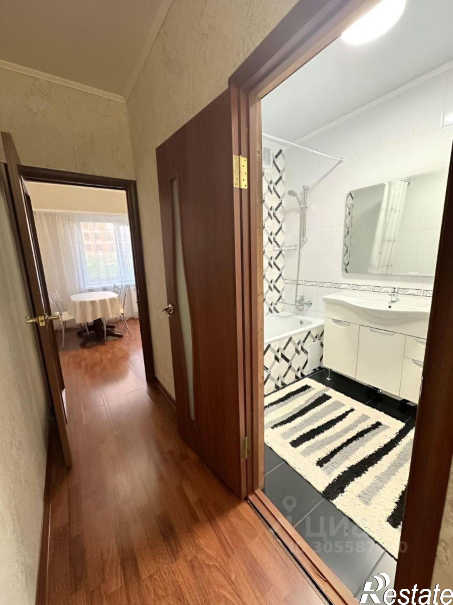 Сдать квартиру за 25 000 рублей на ул Евдокимова, 37д