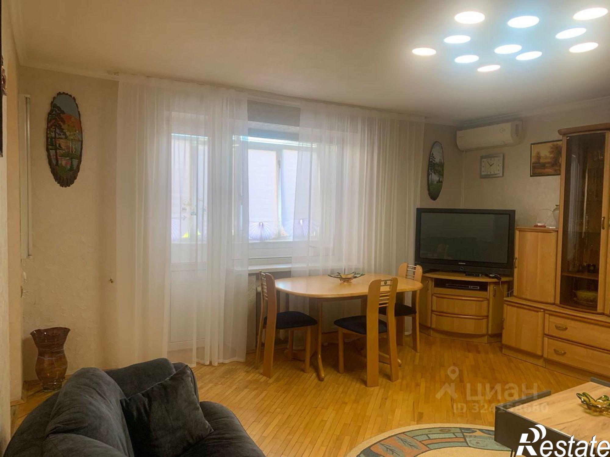 Купить квартиру за 11 000 000 рублей на Тургеневская улица, 37/18