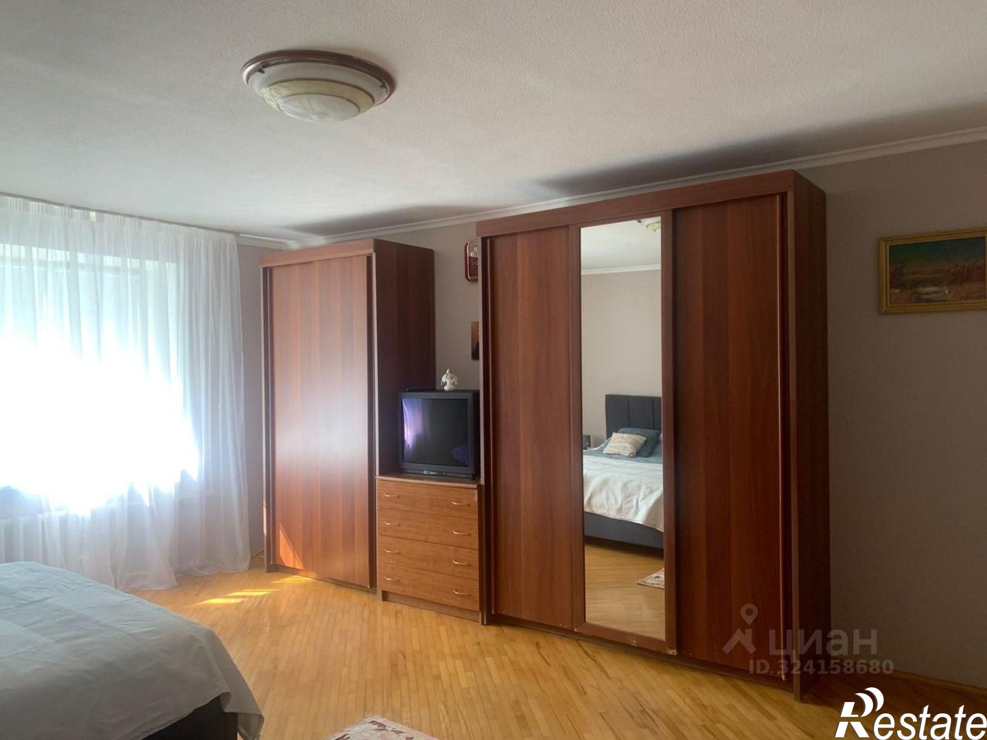 Купить квартиру за 11 000 000 рублей на Тургеневская улица, 37/18