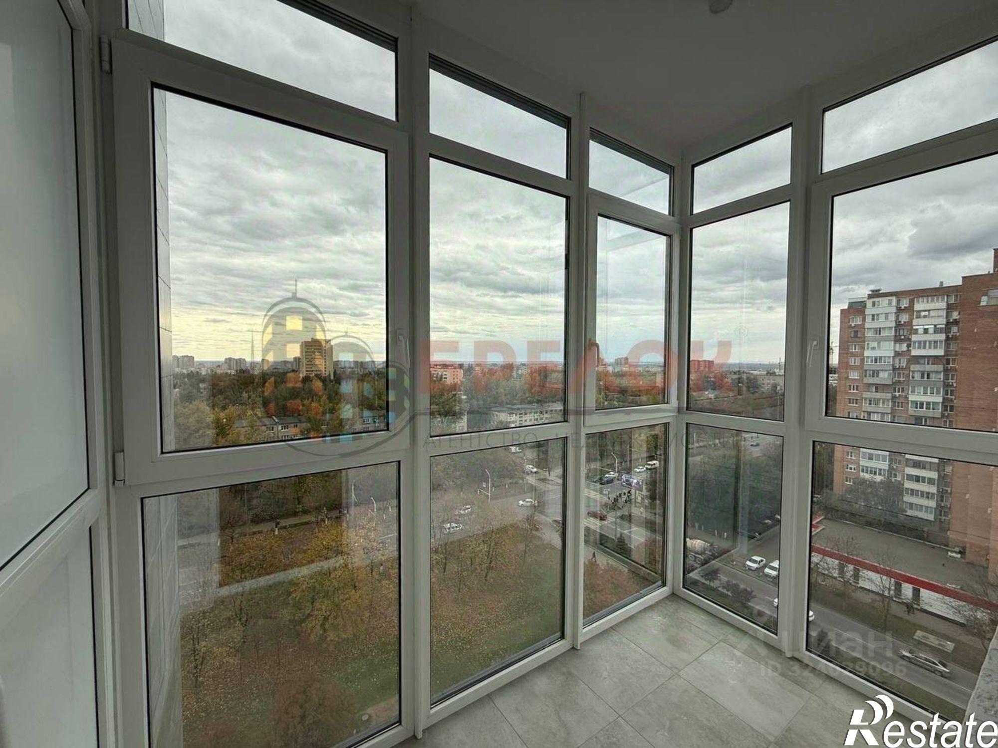 Купить квартиру за 15 000 000 рублей на пр-кт Стачки, 198б