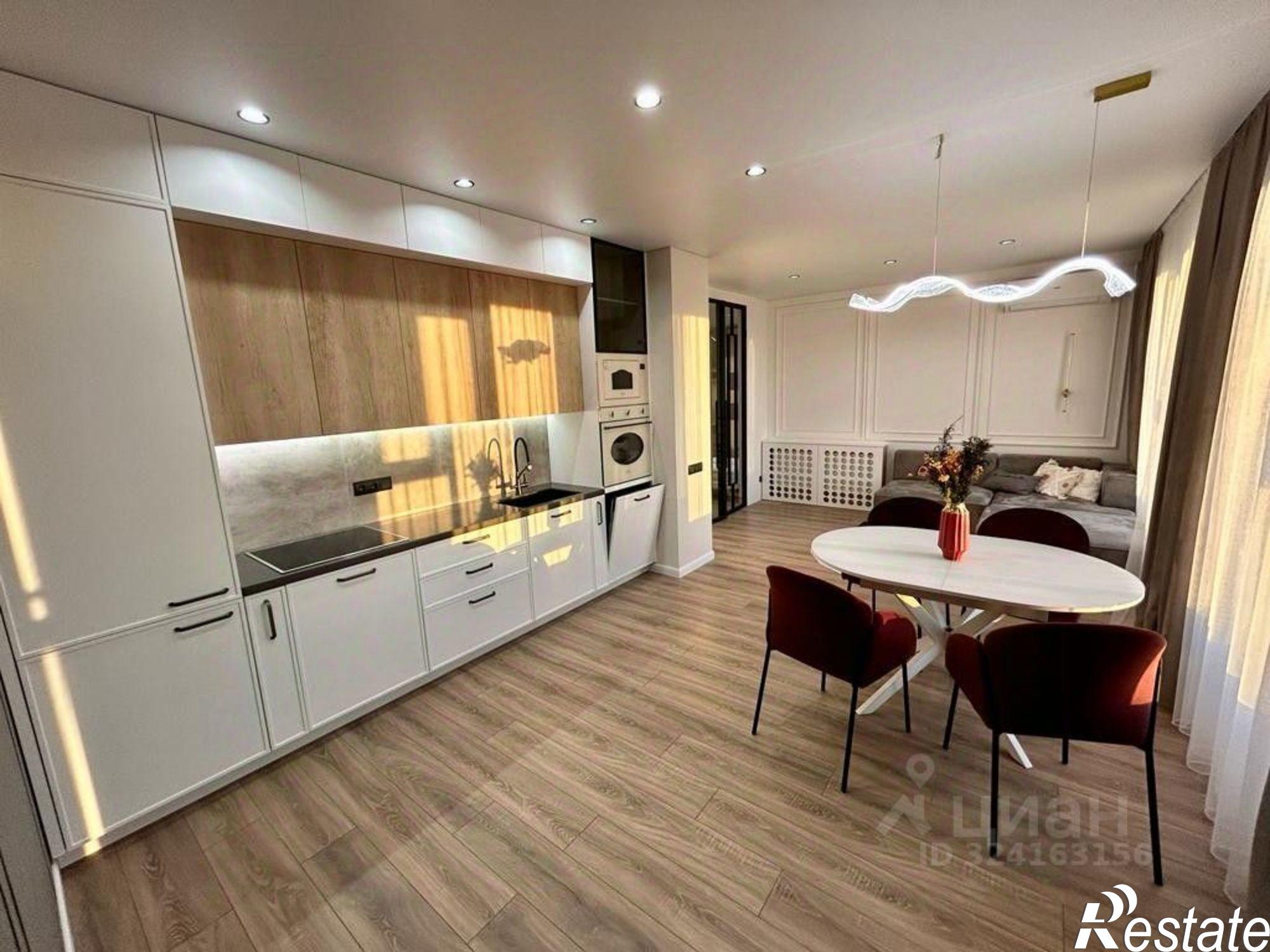 Купить квартиру за 21 300 000 рублей на проспект Соколова, 68/118В с1