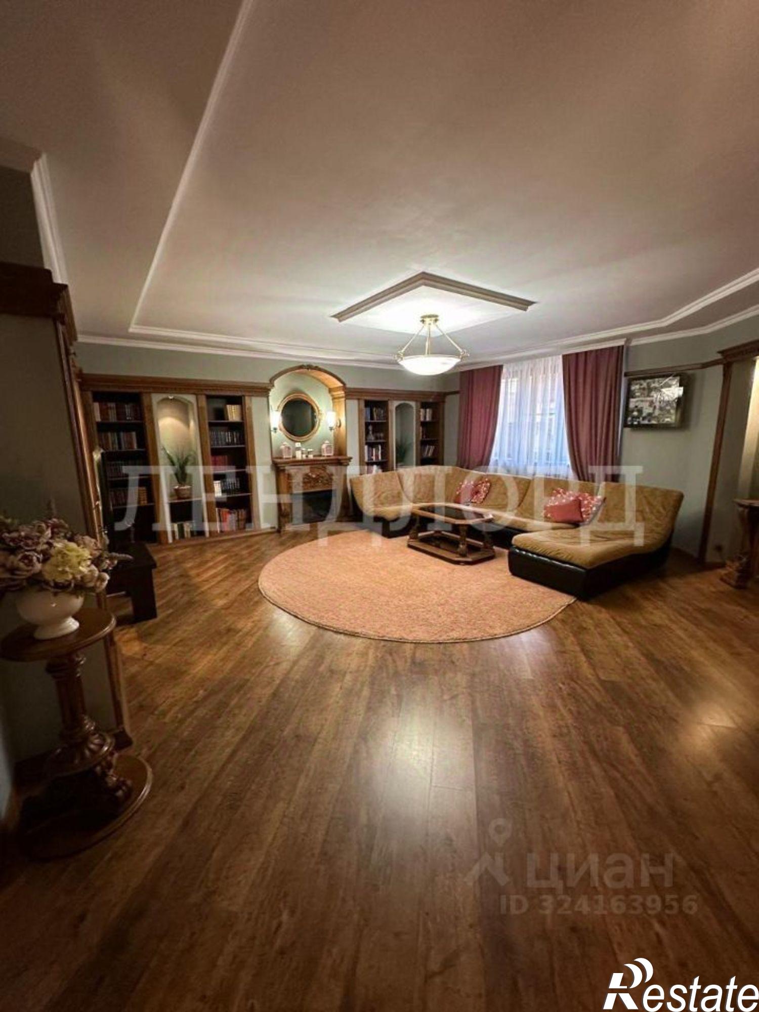 Купить квартиру за 27 000 000 рублей на переулок Островского, 58А