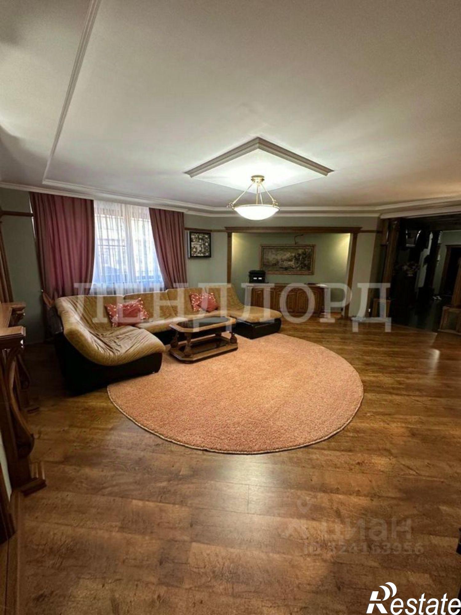 Купить квартиру за 27 000 000 рублей на переулок Островского, 58А