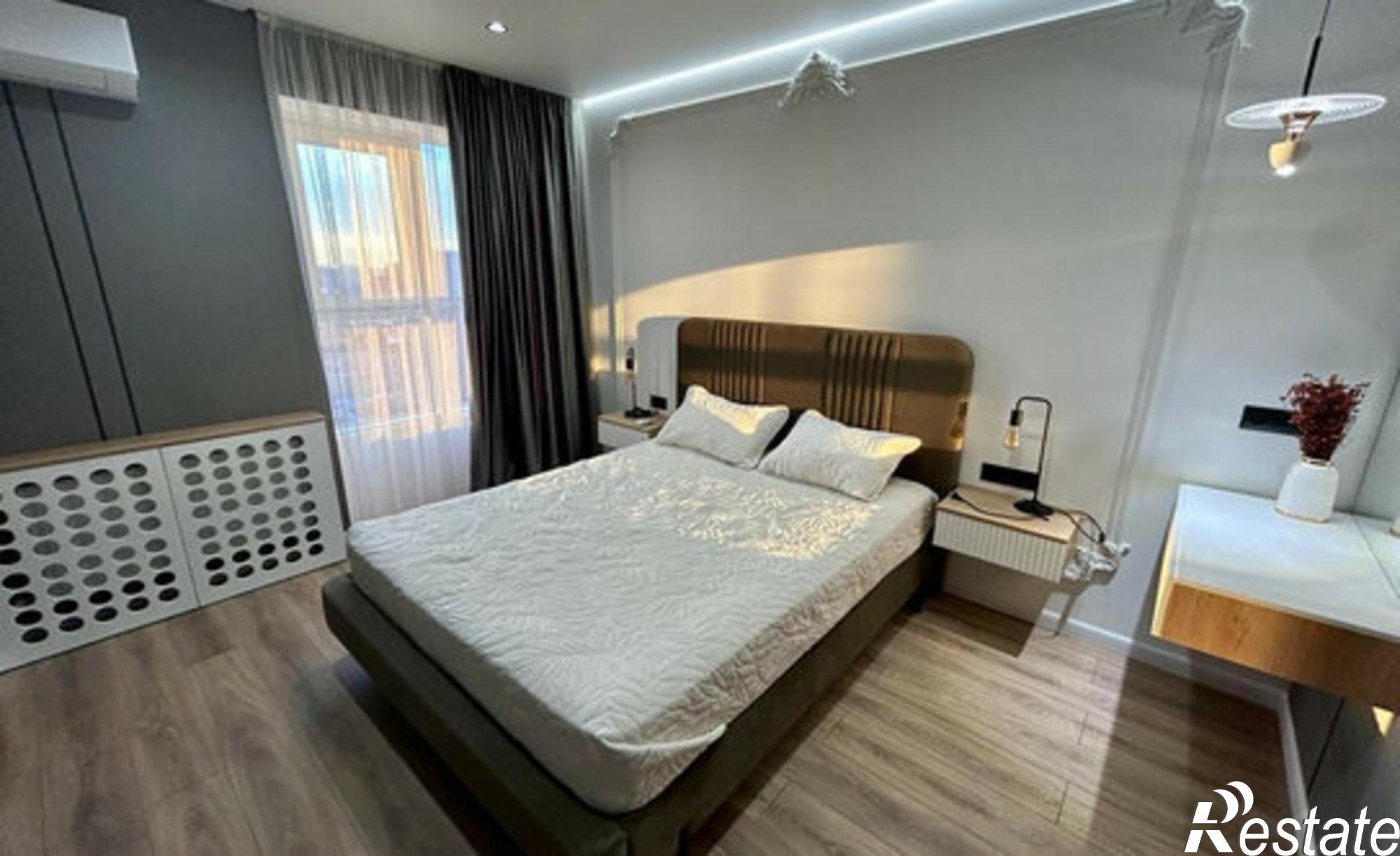 Купить квартиру за 21 300 000 рублей на проспект Соколова, 68/118В с1