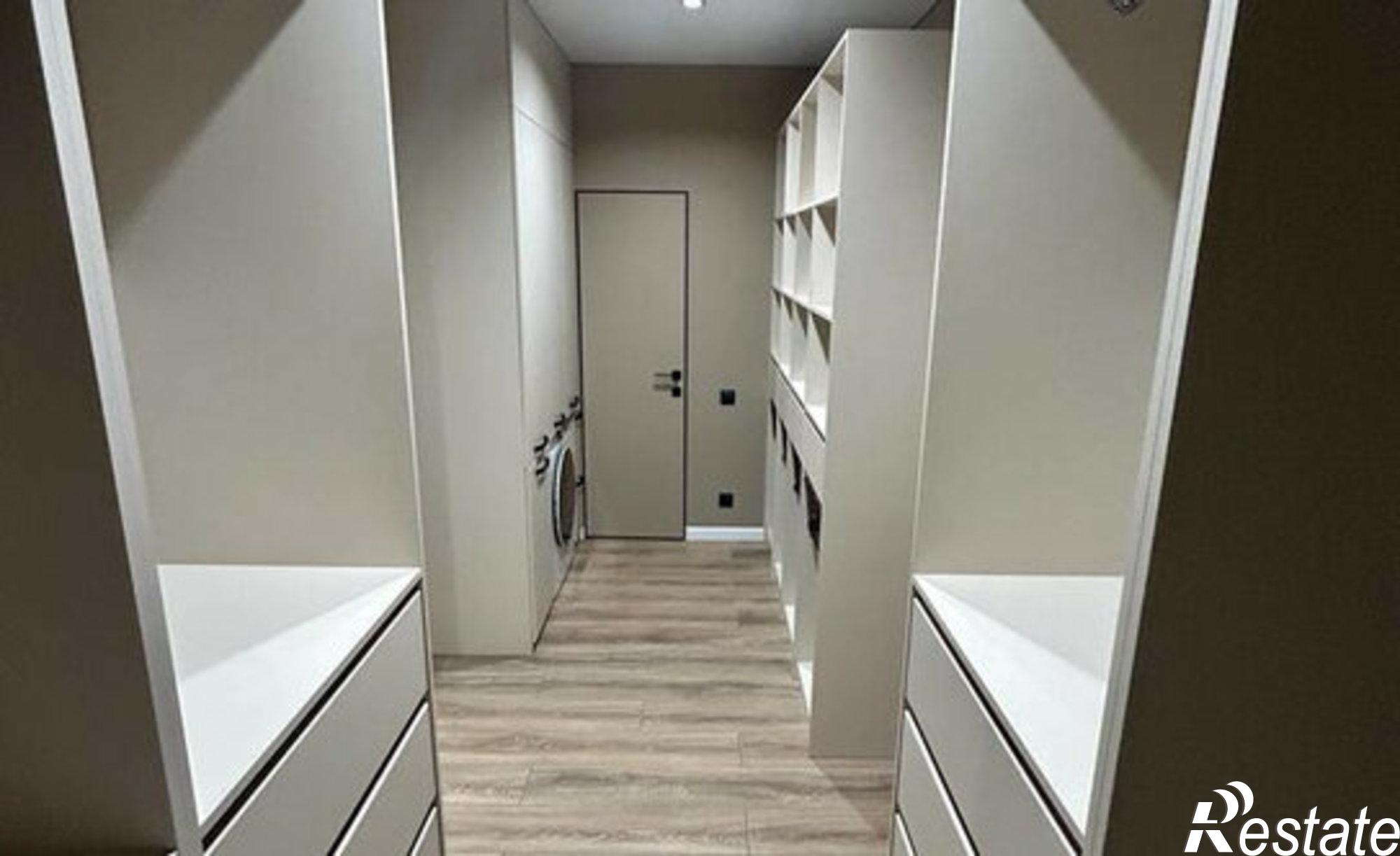 Купить квартиру за 21 300 000 рублей на проспект Соколова, 68/118В с1