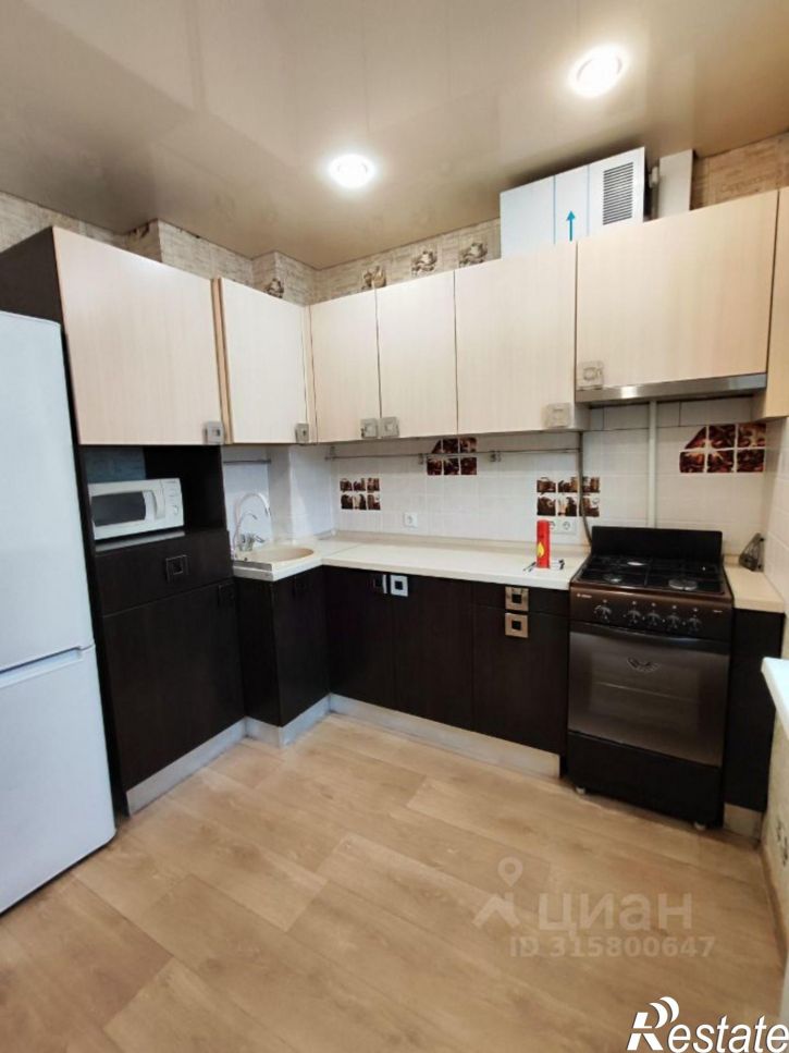 2-комн квартира улица Добровольского, 11 к2,  д. 11 к2