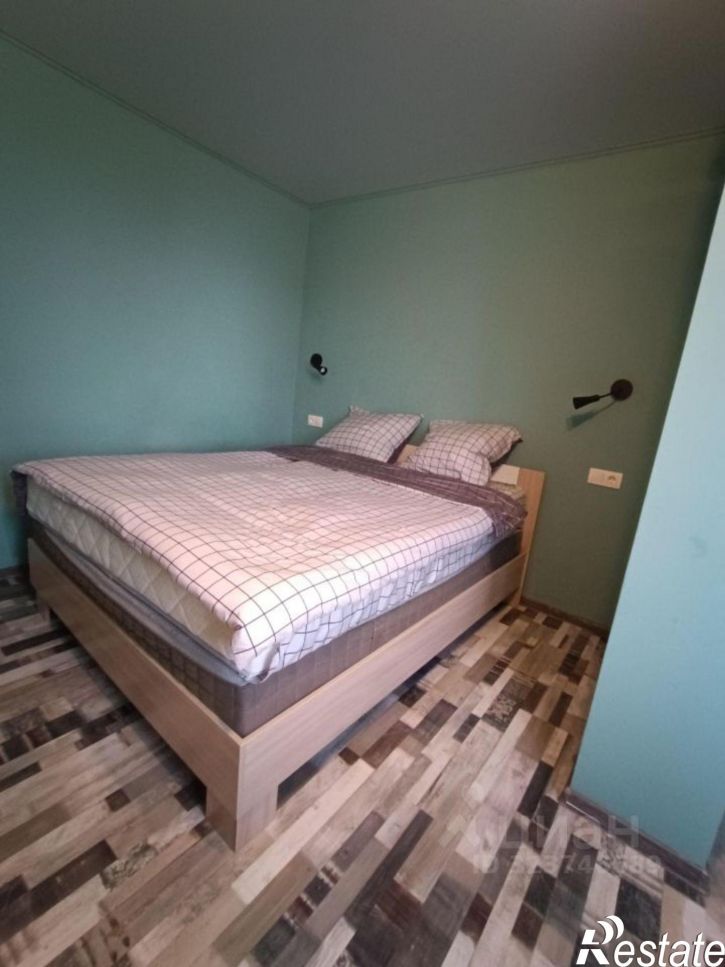 2-комн квартира улица Жмайлова, 4Г,  д. 4Г