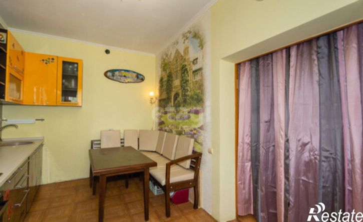 3-комн квартира Доломановский пер, 179,  д. 179