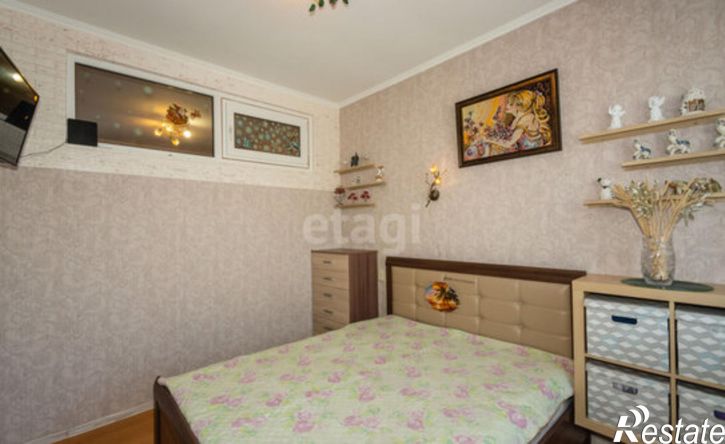 3-комн квартира Доломановский пер, 179,  д. 179