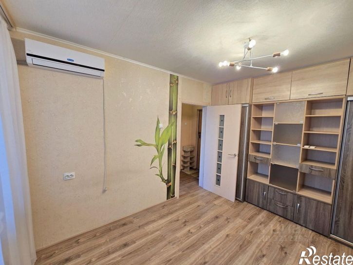 1-комн квартира пр-кт Космонавтов, 8/3,  д. 8/3