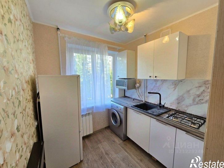 1-комн квартира пр-кт Космонавтов, 8/3,  д. 8/3