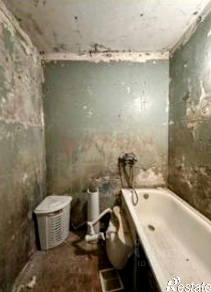 2-комн квартира пр-кт 40-летия Победы, 304а,  д. 304а