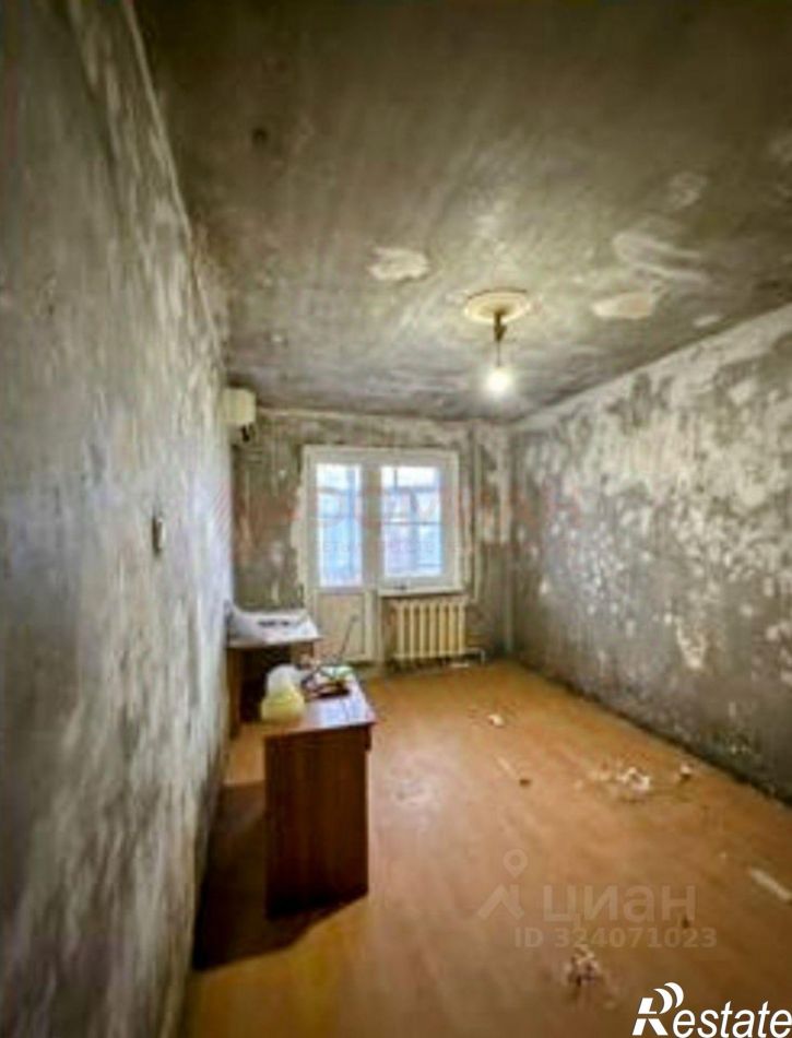 2-комн квартира пр-кт 40-летия Победы, 304а,  д. 304а