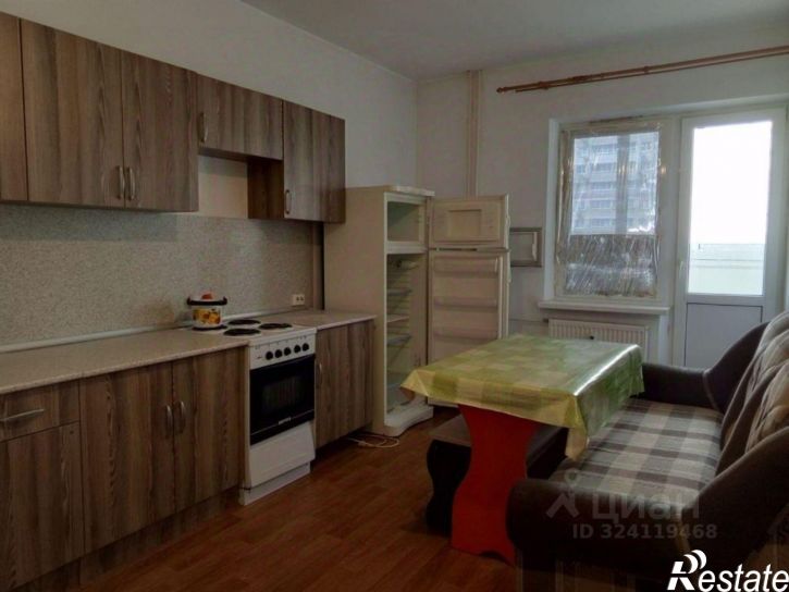 2-комн квартира улица Петренко, 8,  д. 8