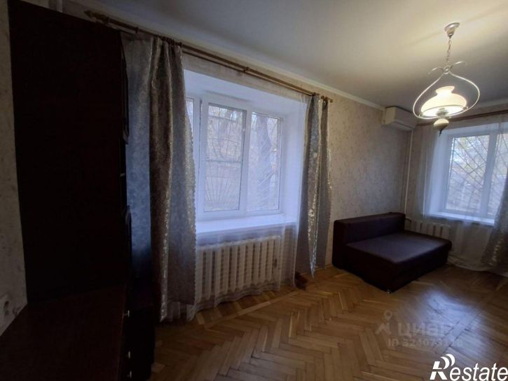 2-комн квартира улица Красных Зорь, 84,  д. 84