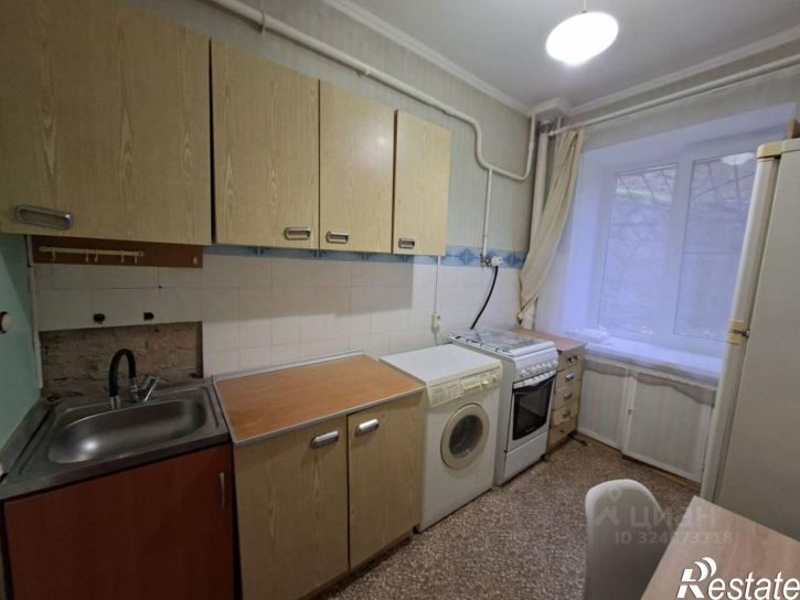 2-комн квартира улица Красных Зорь, 84,  д. 84