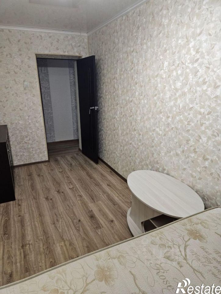 3-комн квартира Днепровский пер, 103/18,  д. 103/18