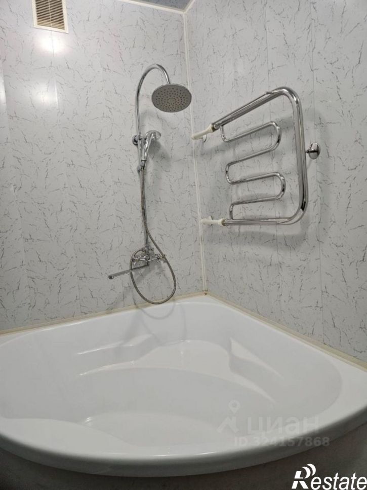 3-комн квартира Днепровский пер, 103/18,  д. 103/18