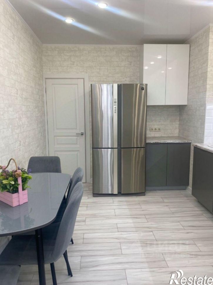 3-комн квартира ул Жданова, 7/33,  д. 7/33