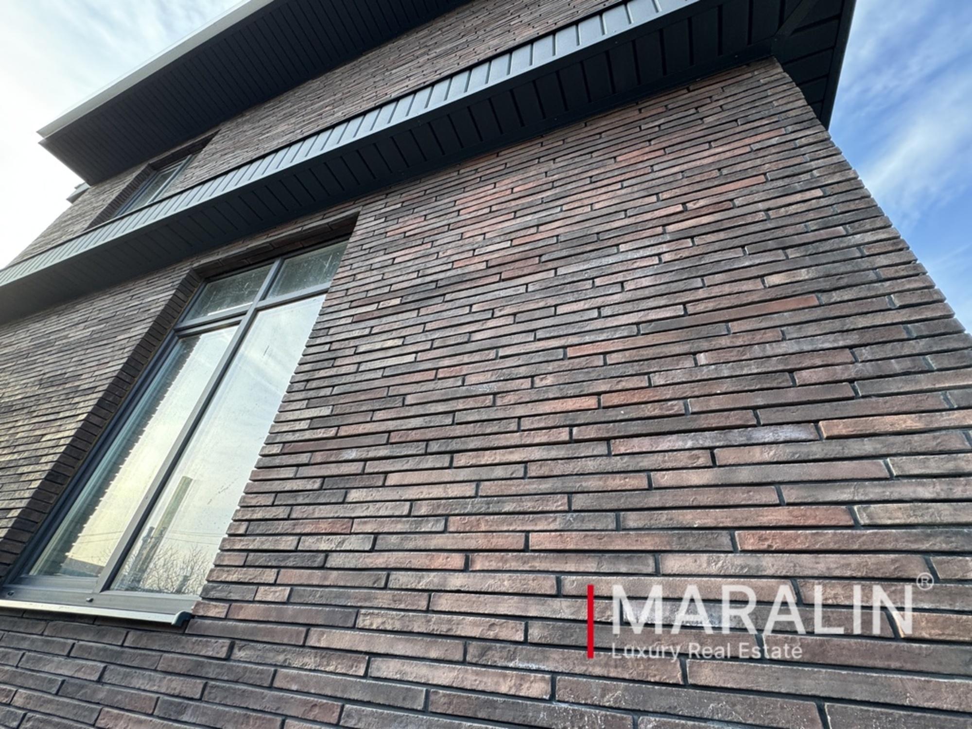 Купить дачу, дом, коттедж за 21 000 000 рублей на Обсерваторная, 84