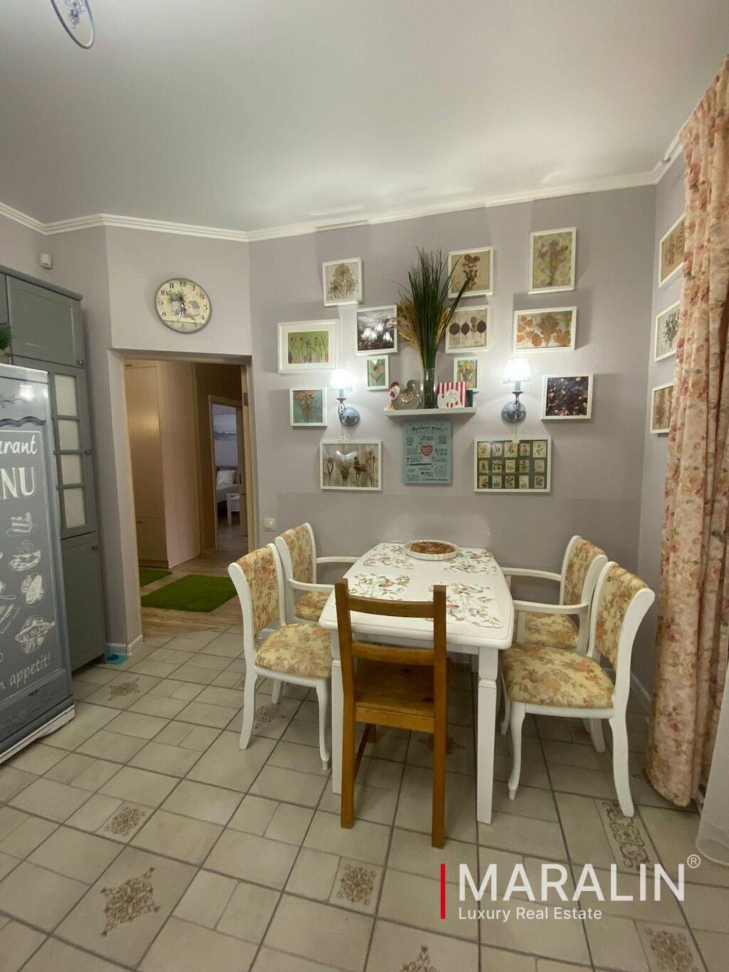 Купить дачу, дом, коттедж за 14 600 000 рублей на Хвойная, 1