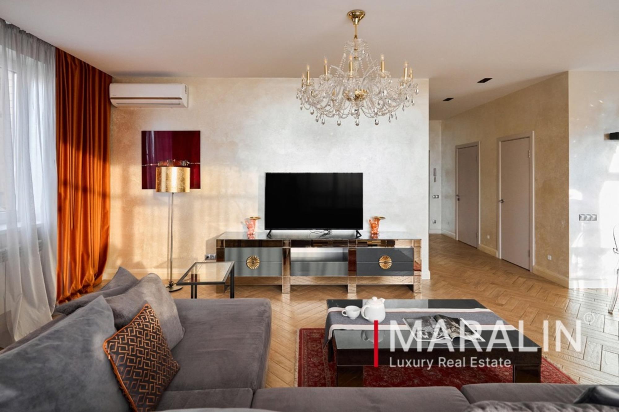 Сдать квартиру за 135 000 рублей на Города Волос, 82