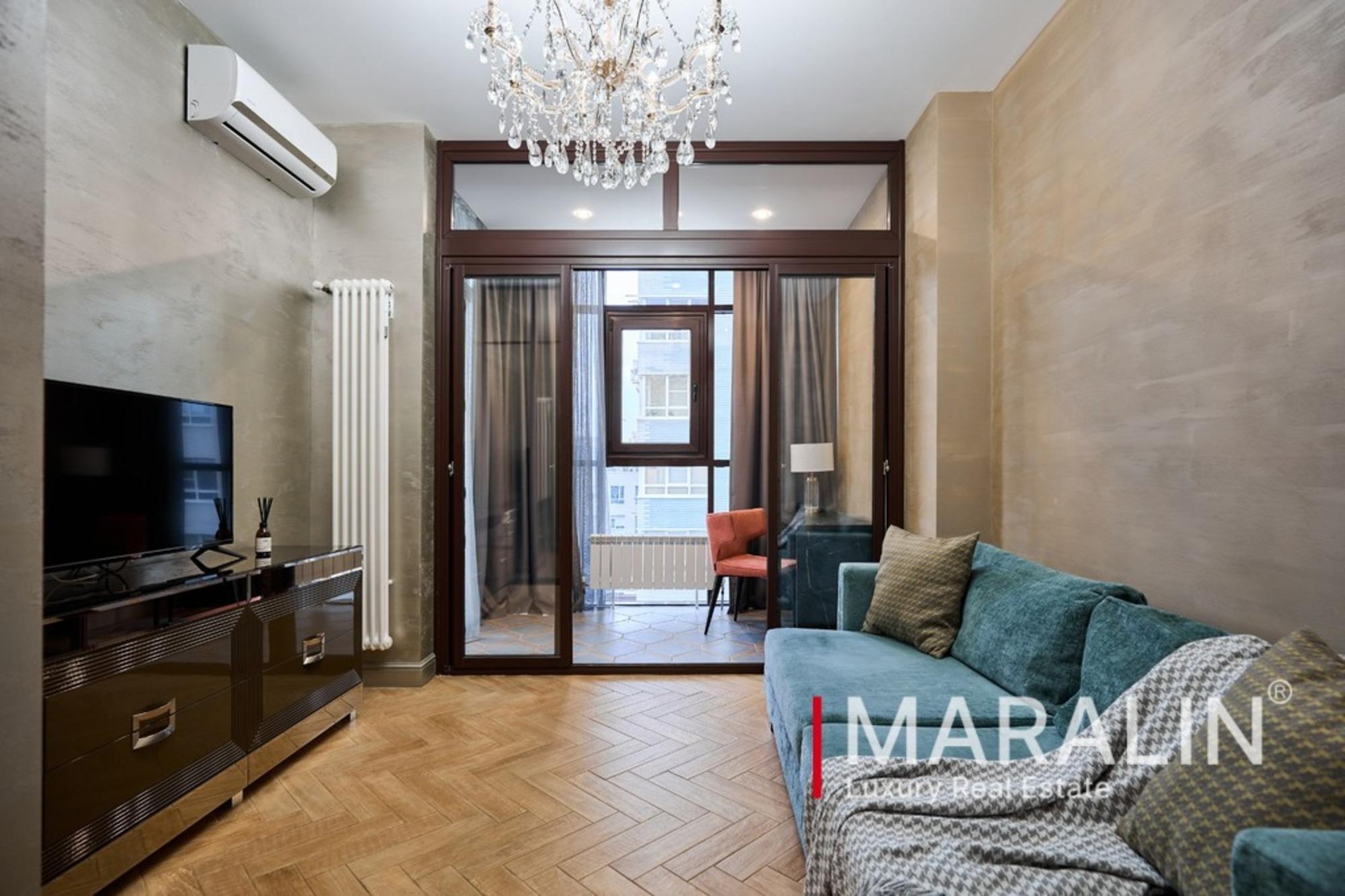 Сдать квартиру за 135 000 рублей на Города Волос, 82