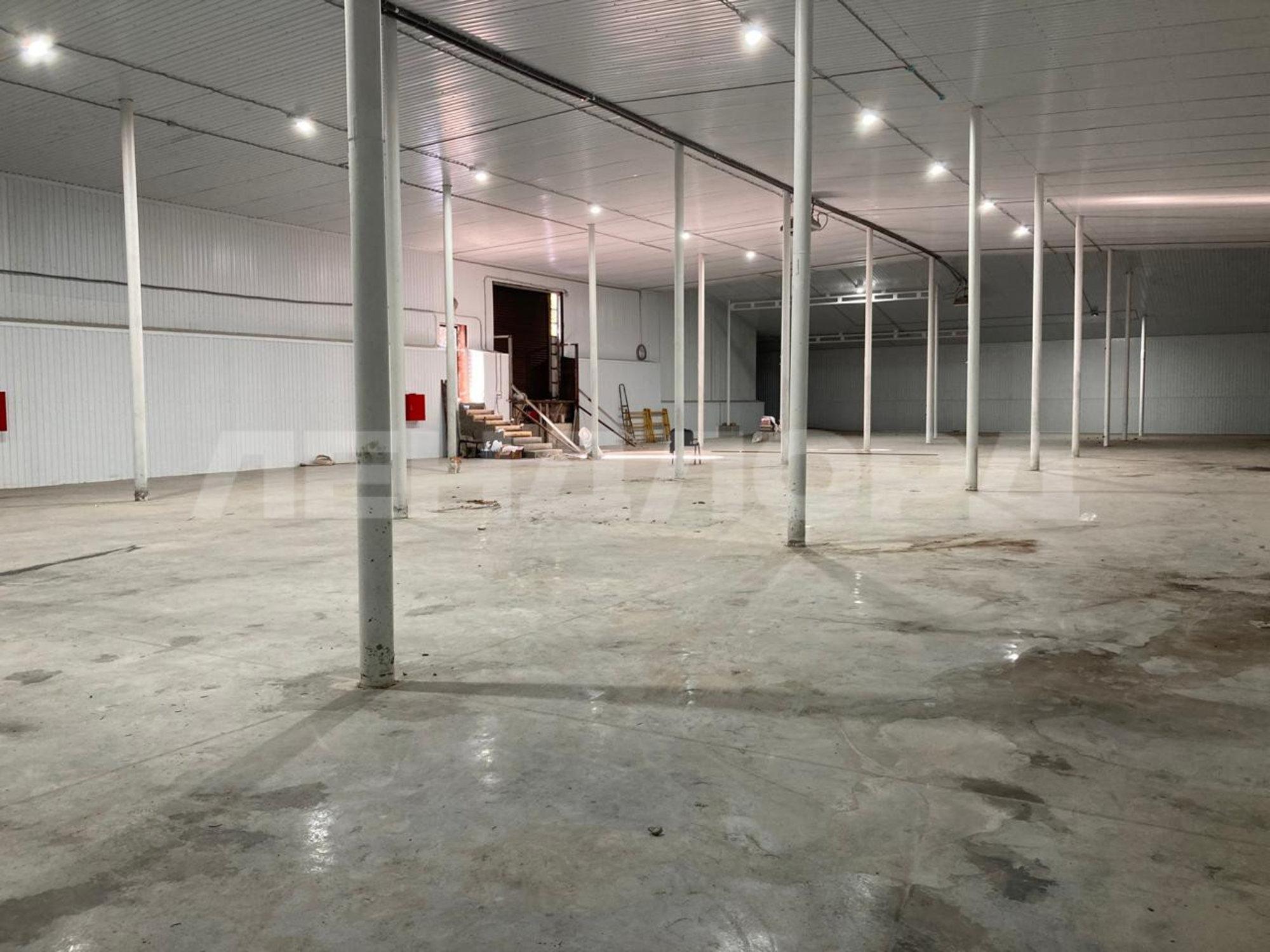 Сдать складское помещение за 700 000 рублей на Дальний переулок