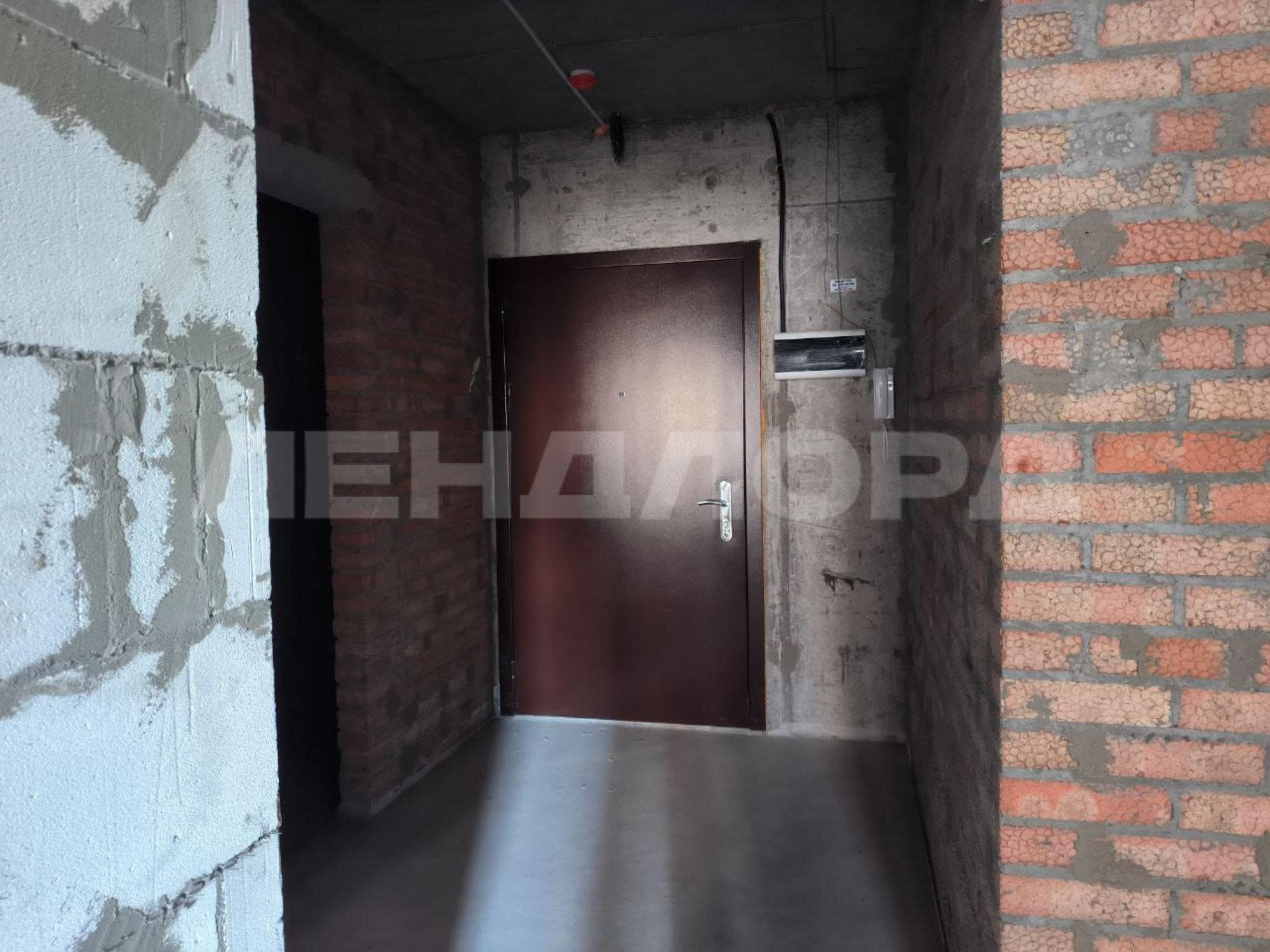 Купить квартиру за 5 700 000 рублей на улица Ларина, 45с2