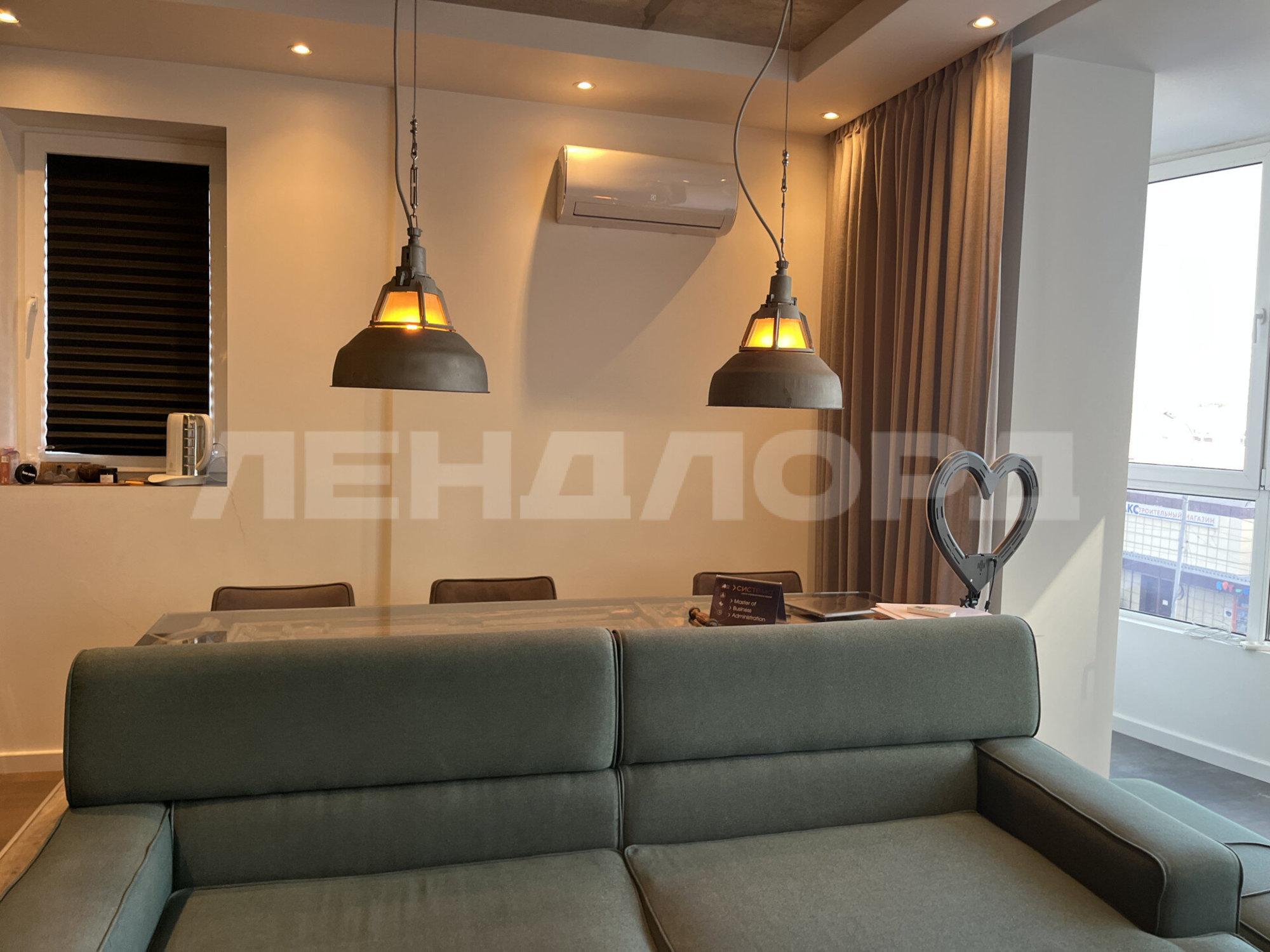 Купить квартиру за 15 000 000 рублей на улица Мечникова, 110с1