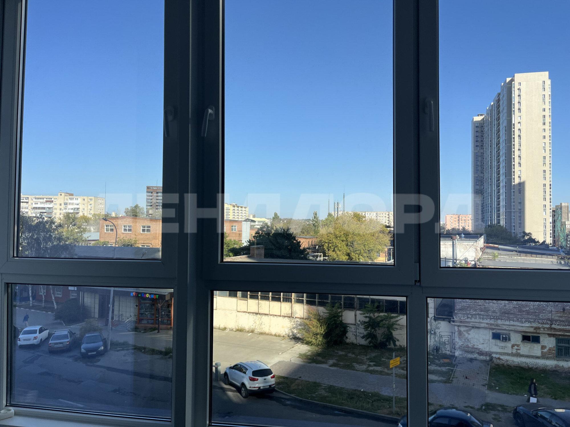 Купить квартиру за 15 000 000 рублей на улица Мечникова, 110с1