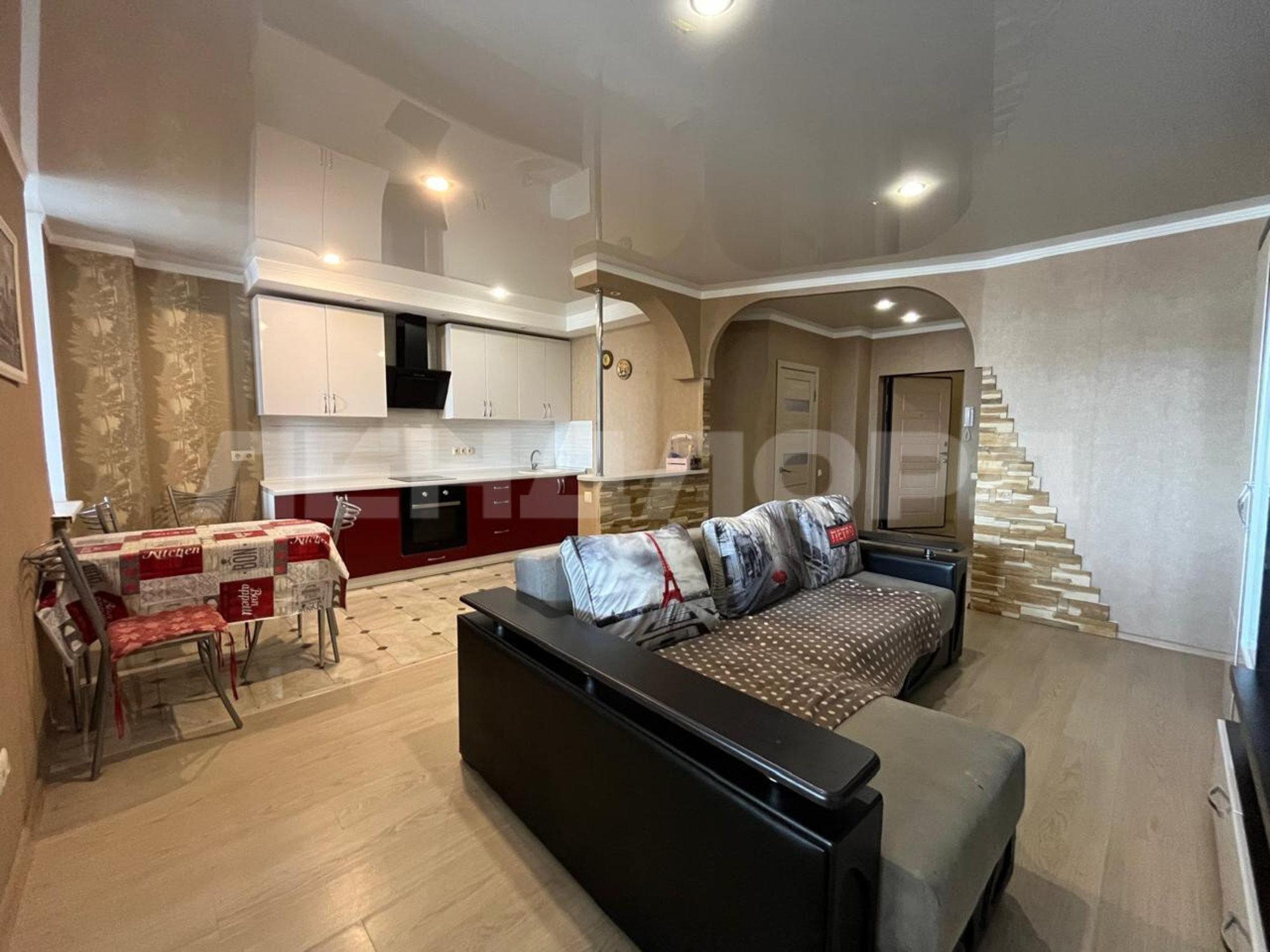 Сдать квартиру за 40 000 рублей на проспект Ленина, 140А