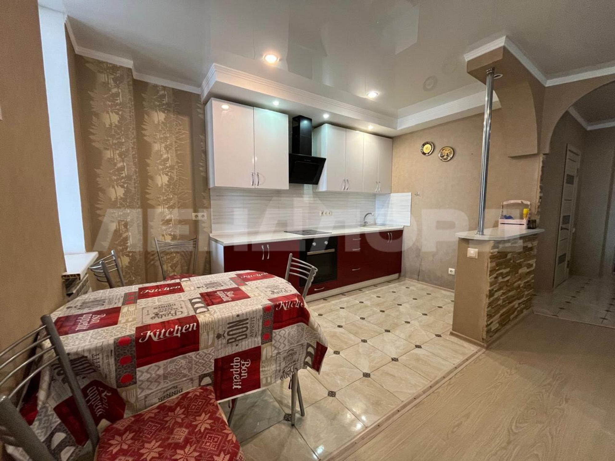 Сдать квартиру за 40 000 рублей на проспект Ленина, 140А