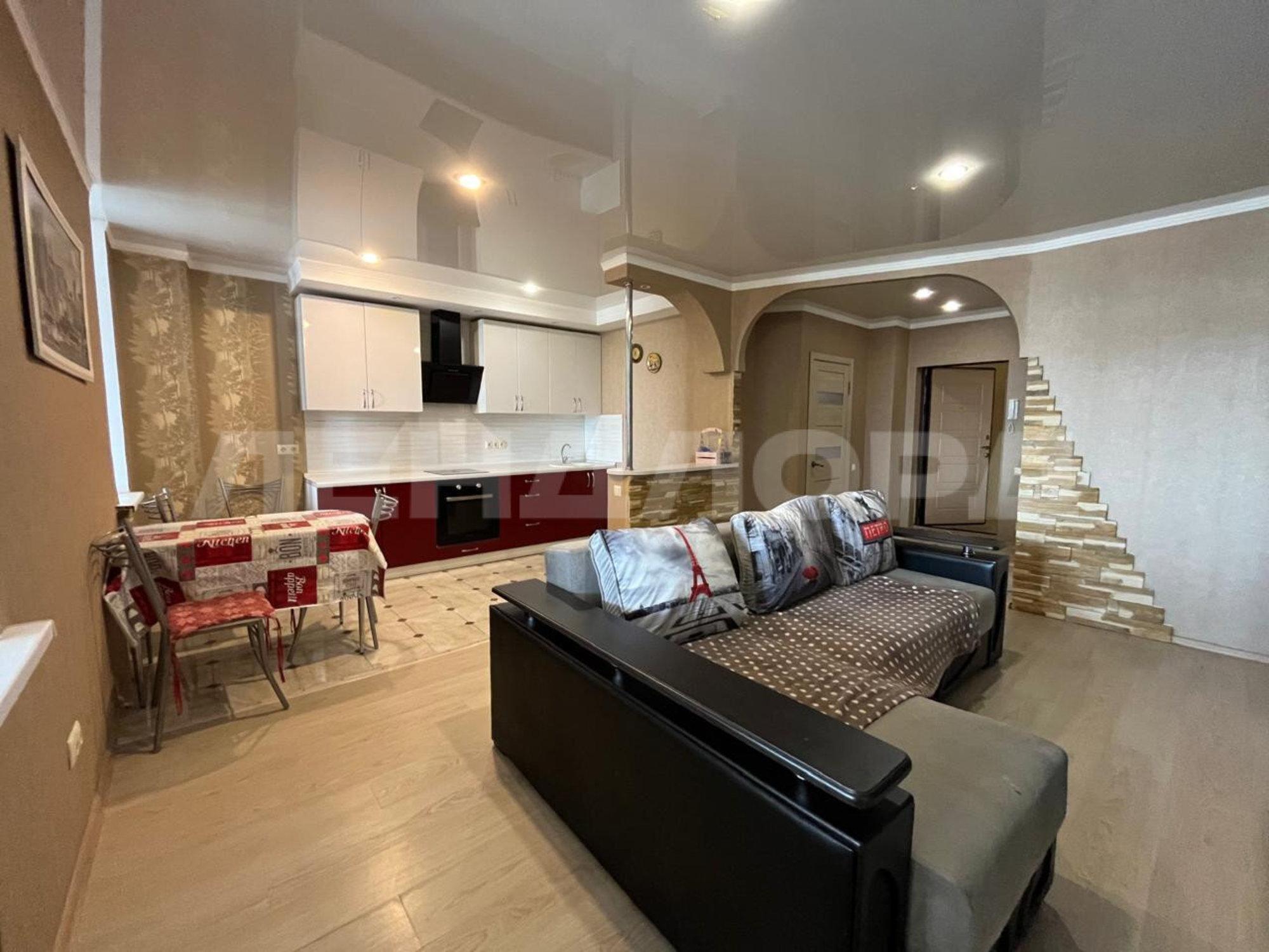 Сдать квартиру за 40 000 рублей на проспект Ленина, 140А