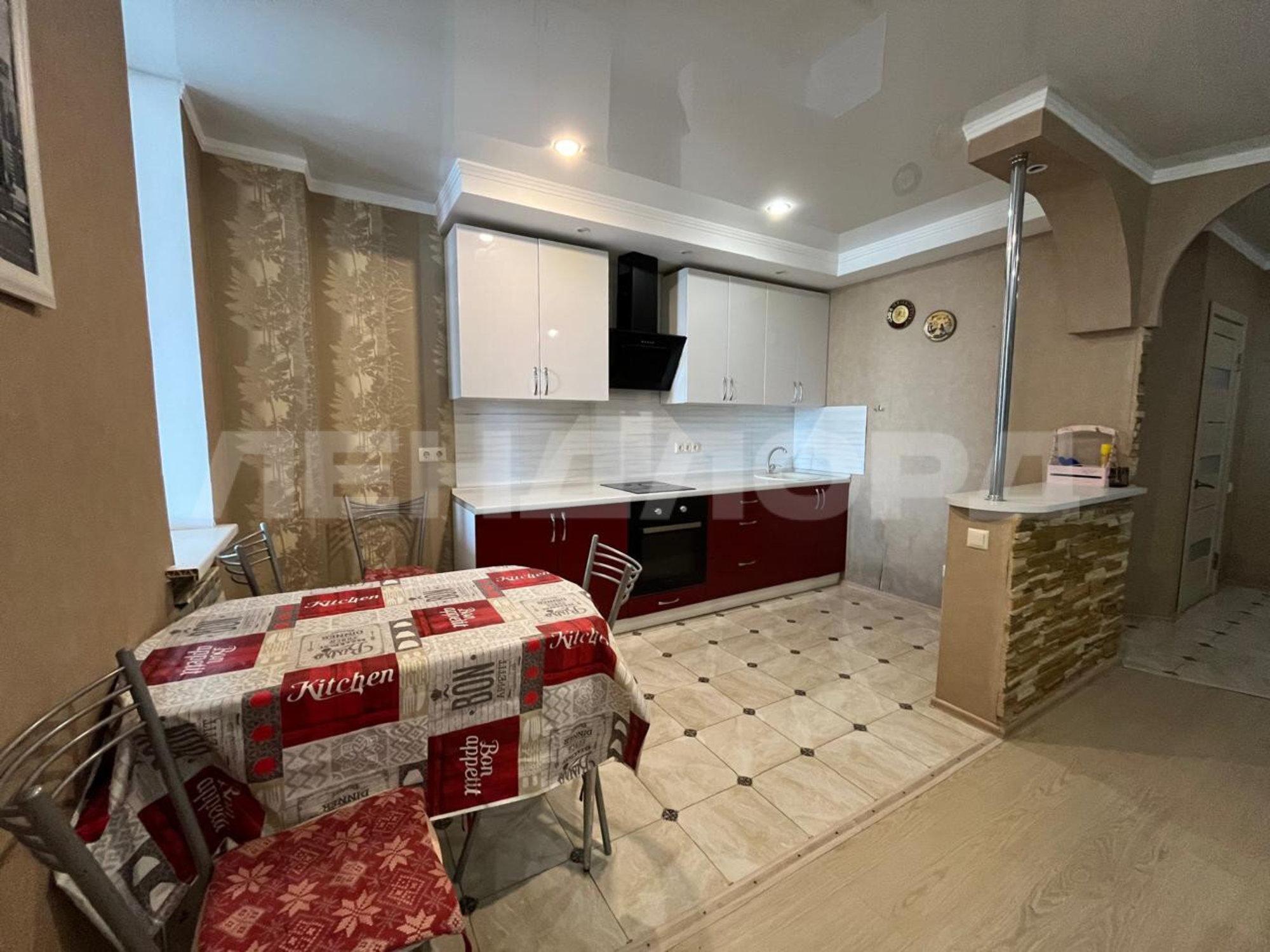 Сдать квартиру за 40 000 рублей на проспект Ленина, 140А