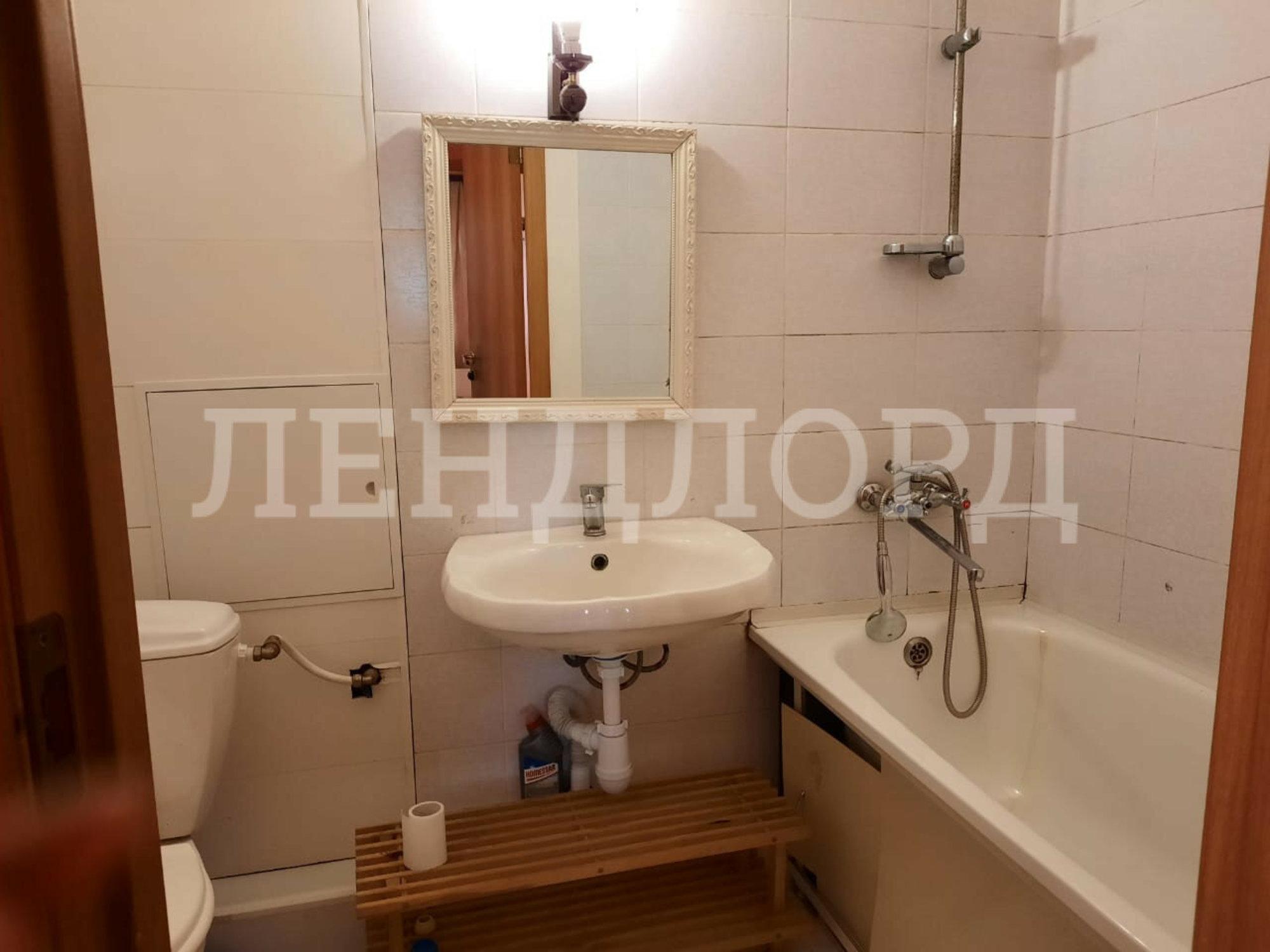 Сдать квартиру за 35 000 рублей на Газетный переулок, 104