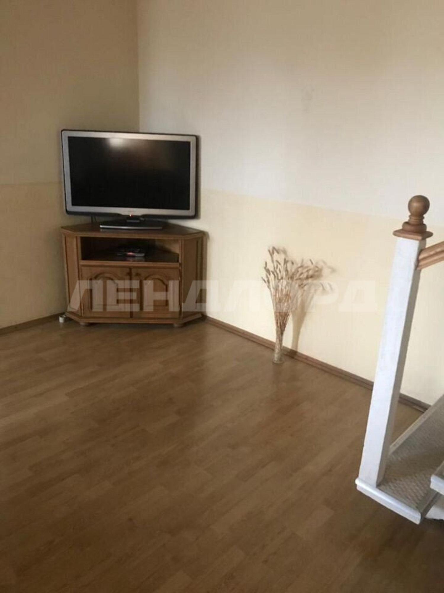 Купить квартиру за 7 850 000 рублей на проспект Стачки, 208