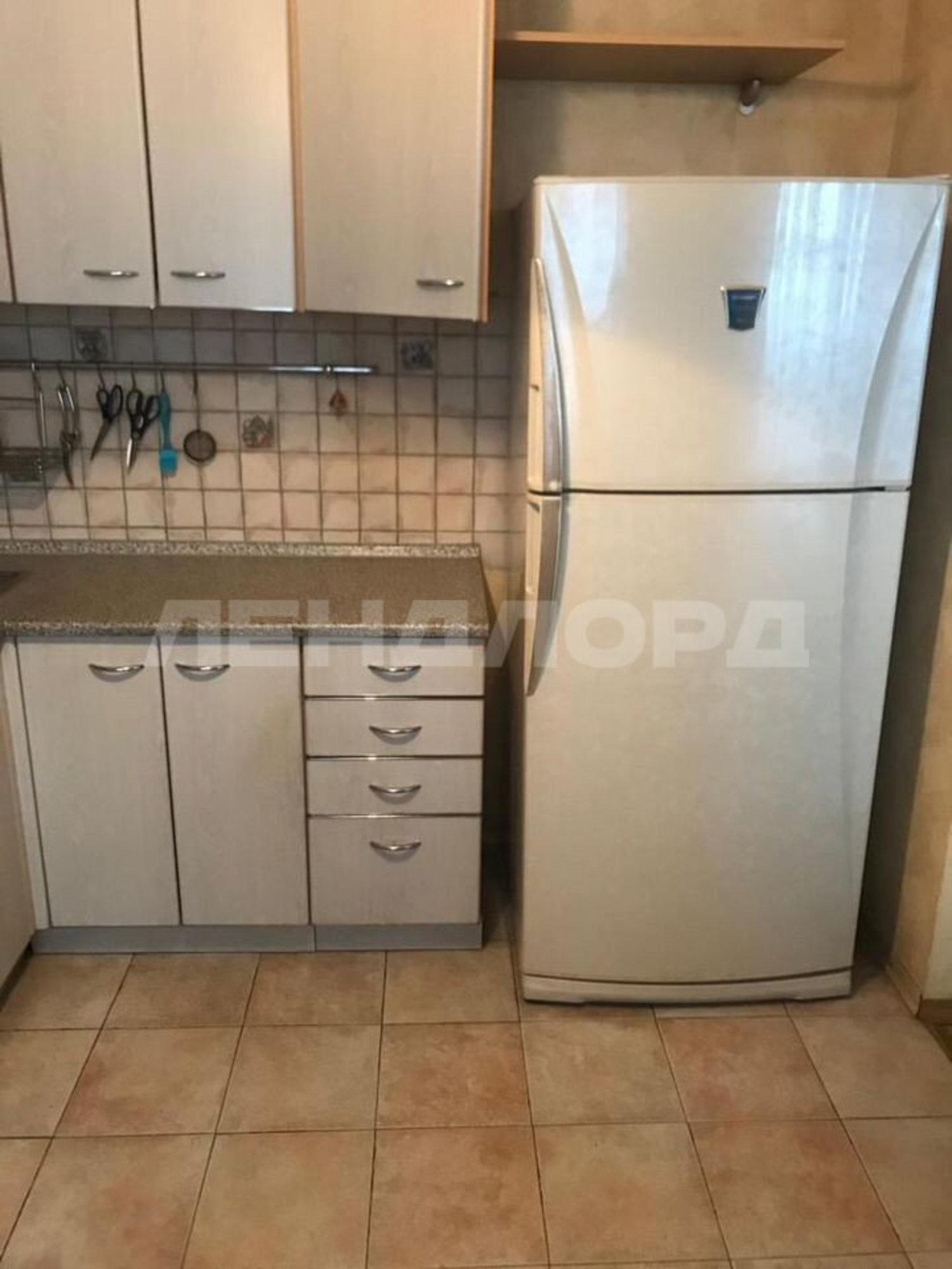 Купить квартиру за 7 850 000 рублей на проспект Стачки, 208