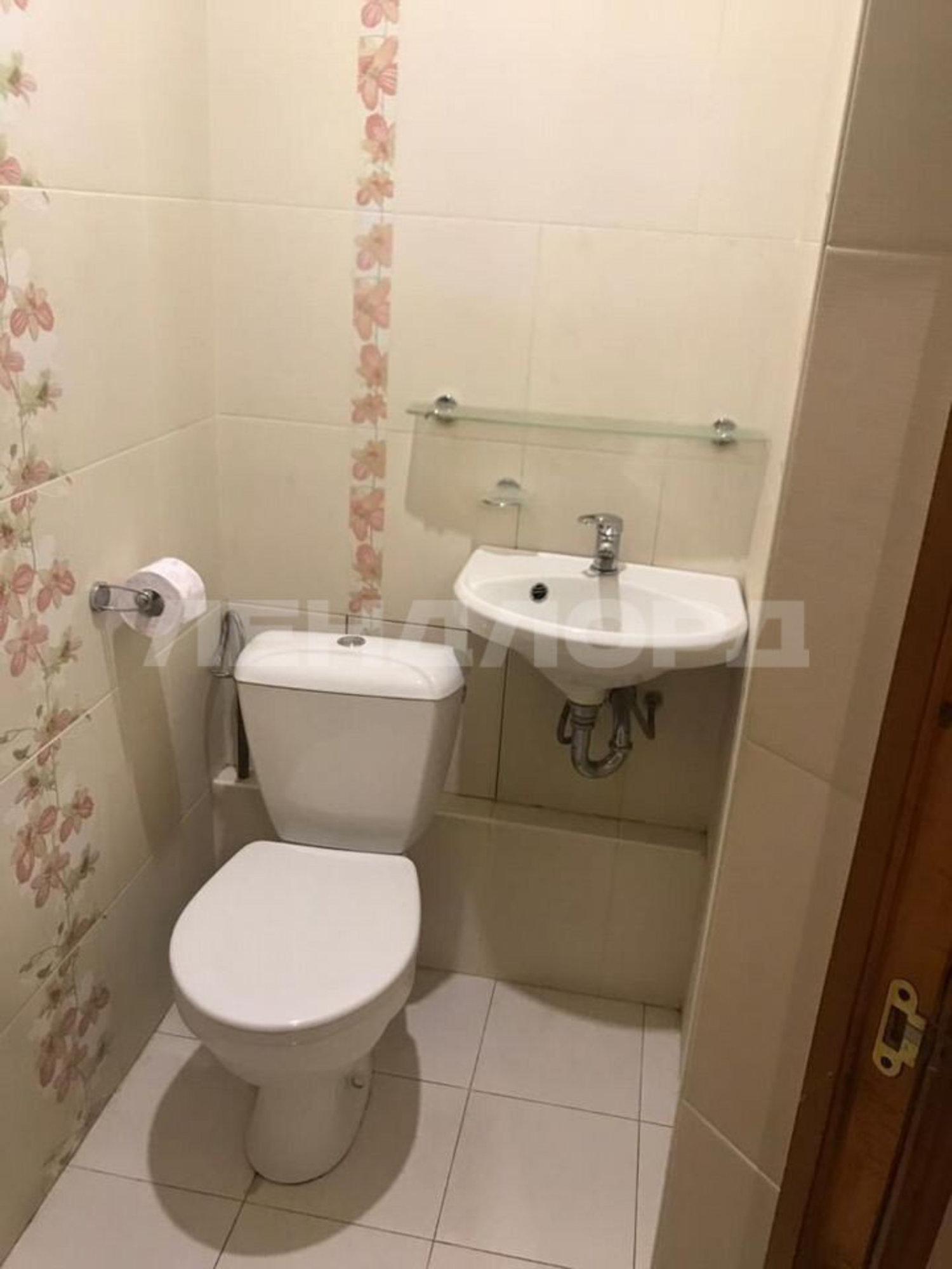 Купить квартиру за 7 850 000 рублей на проспект Стачки, 208