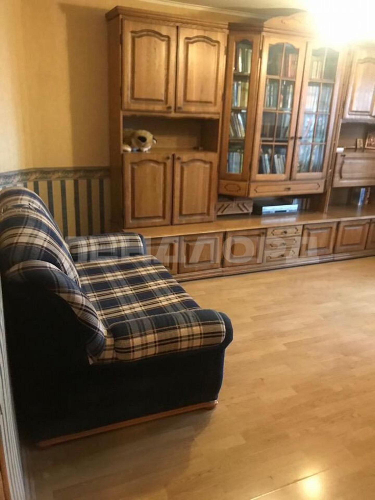 Купить квартиру за 7 850 000 рублей на проспект Стачки, 208